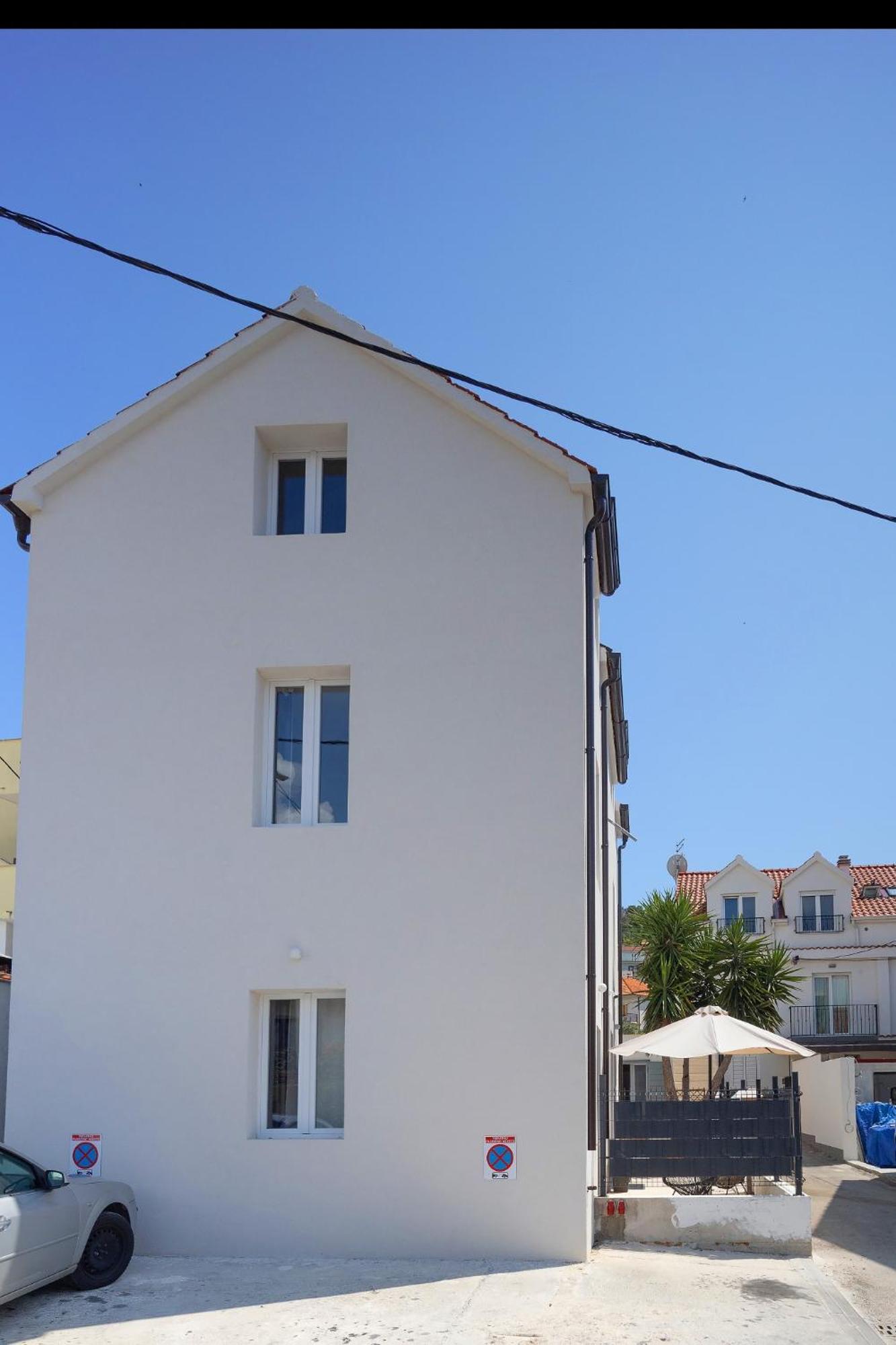 Studio Apartments Yucca, 2-Min To The Beach And 5 To Trogir Exterior foto
