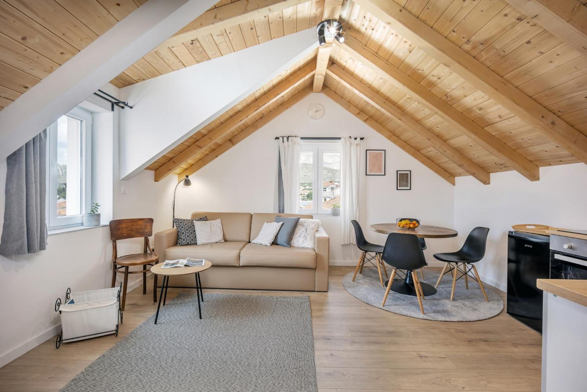 Studio Apartments Yucca, 2-Min To The Beach And 5 To Trogir Exterior foto